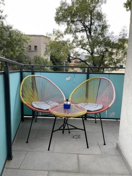 Apartament cu 2 camere decomandat în Parcul Carol