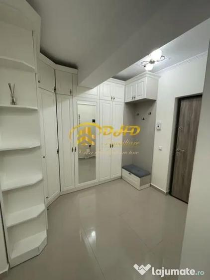 Apartament cu 3 camere decomandat în Bucium