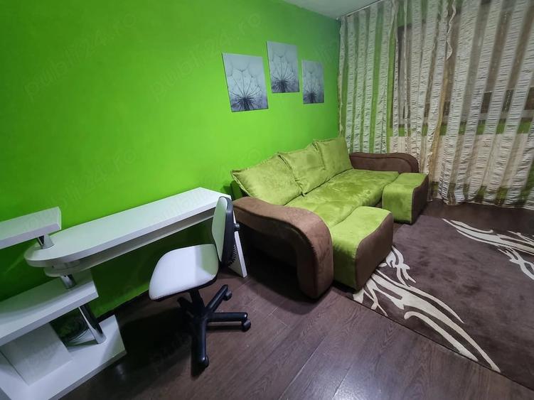 Apartament cu 3 camere semidecomandat în Sălăjan