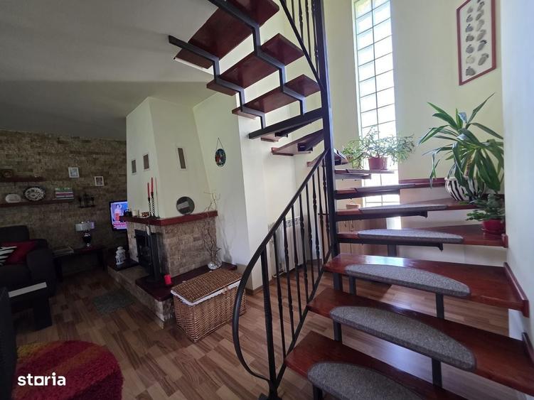Casă cu 4 camere în Bălata
