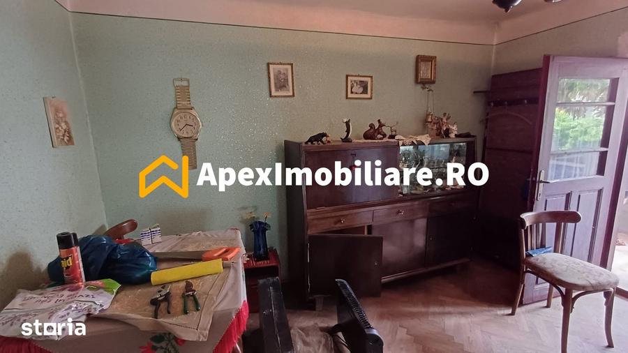 Casă cu 2 camere cu Teren 170 Mp în Tei