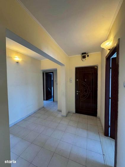 Apartament cu 4 camere în Central