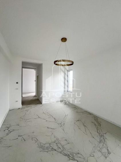 Duplex cu 3 camere cu Canalizare în Covaci