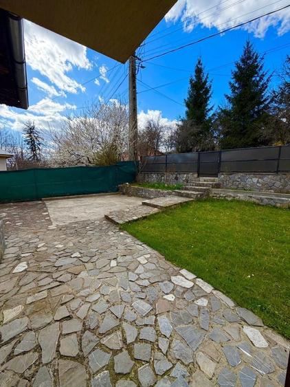 Casă cu 4 camere în Breaza de Sus