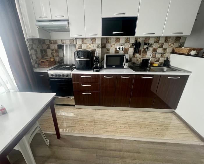 Apartament cu 2 camere decomandat, mobilat în Șelimbăr