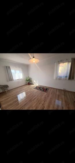 Casă cu 4 camere cu Teren 700 Mp în Moșnița Nouă