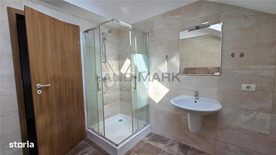 Apartament cu 3 camere decomandat în Dumbrăvița