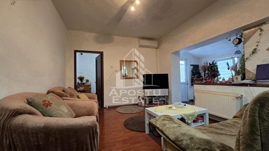 Casa individuala, POTENTIAL COMERCIAL RIDICAT Comision ZERO% - 2
