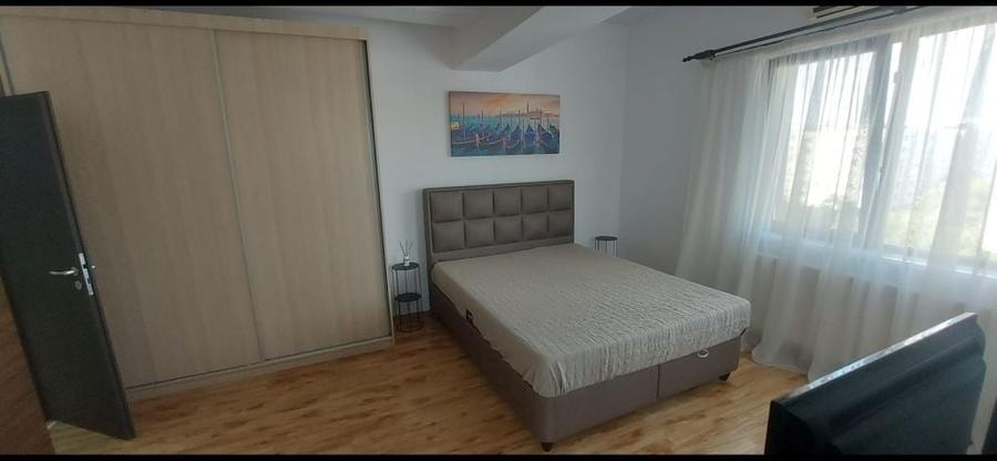 Garsonieră decomandată în Mihai Bravu