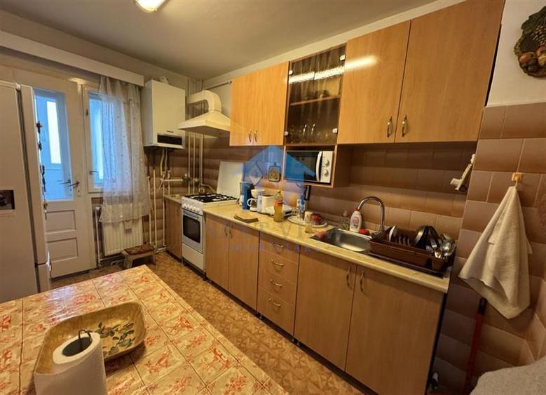 Apartament cu 2 camere decomandat în Zorilor