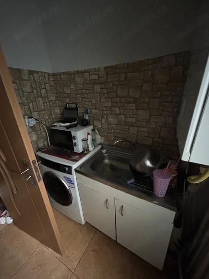 Apartament cu 2 camere decomandat în Adam