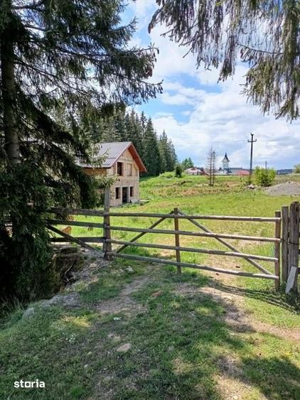 Teren de 4851 mp, în Râșca