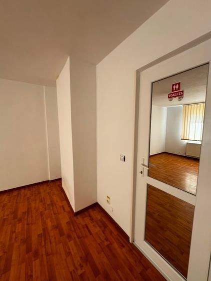 Spațiu comercial, de 34 mp, în