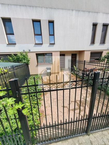 Casă cu 4 camere cu Teren 150 Mp în Dumbrăvița