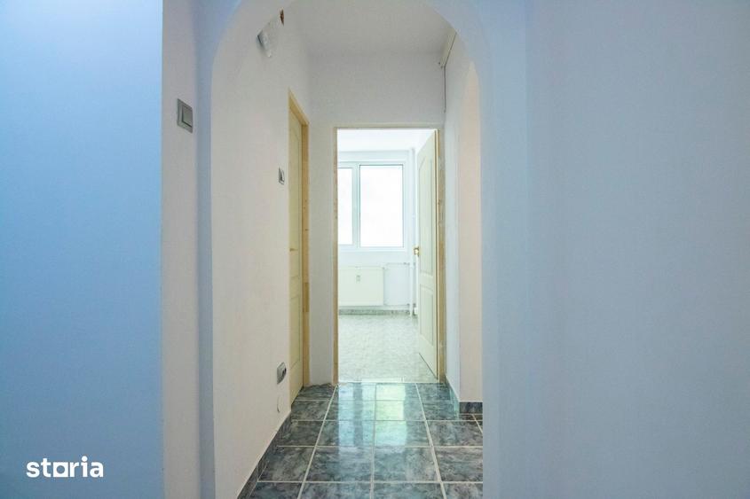Apartament cu 4 camere în Drumul Taberei