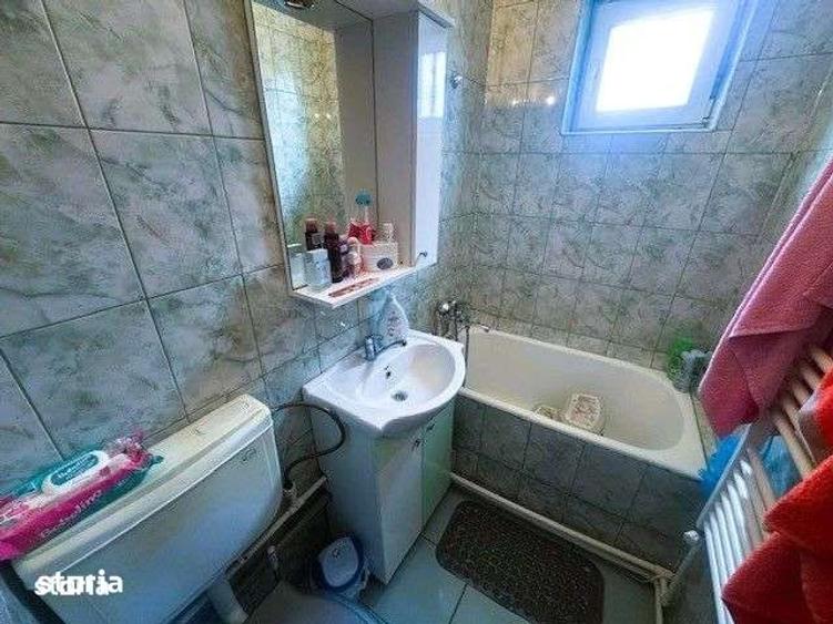 Apartament cu 4 camere în Drăgănești-Olt