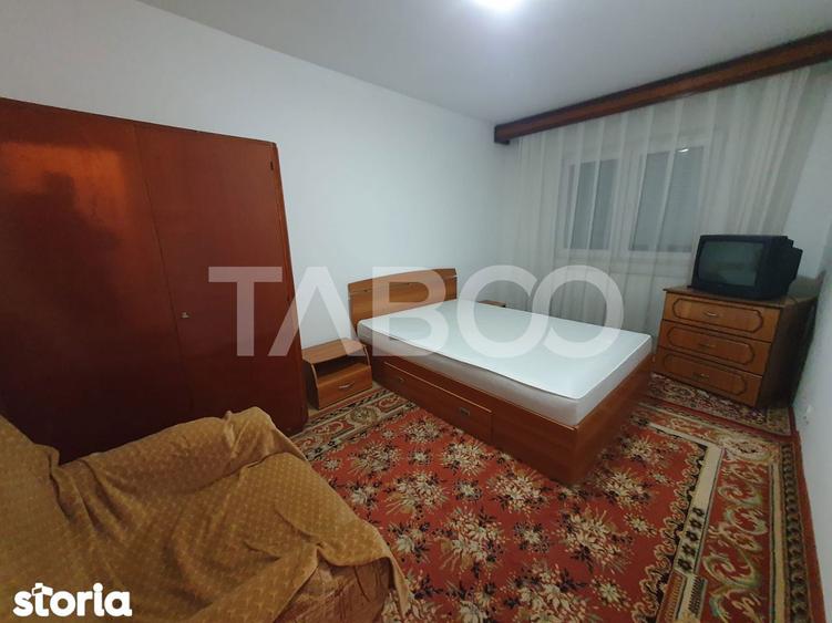 Apartament cu 2 camere decomandat, mobilat în Central