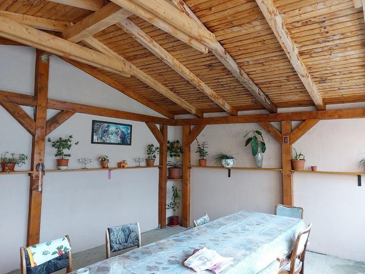 Casă individuală cu 6 camere cu Teren 660 Mp în 1 Mai