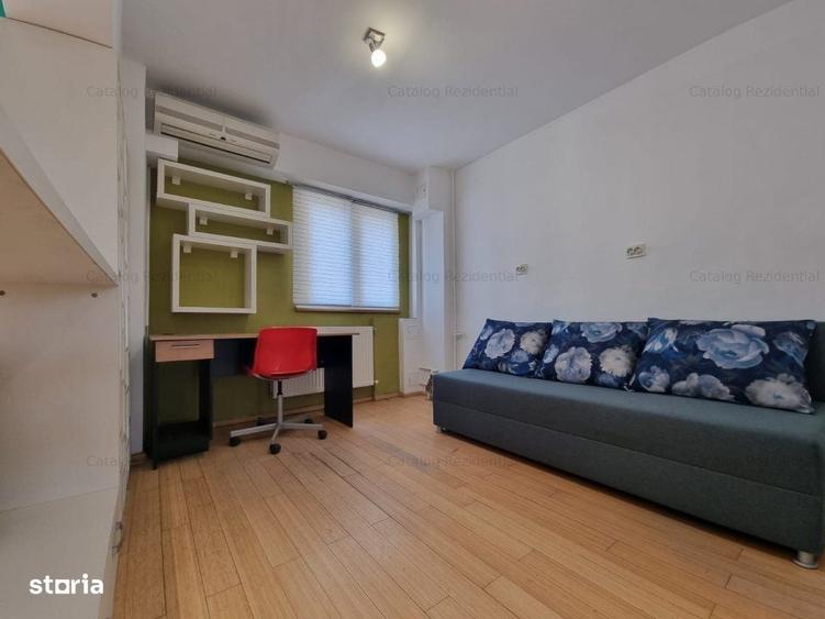 Apartament cu 3 camere în Panduri