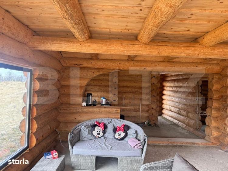 Casă cu 4 camere în Mărișel
