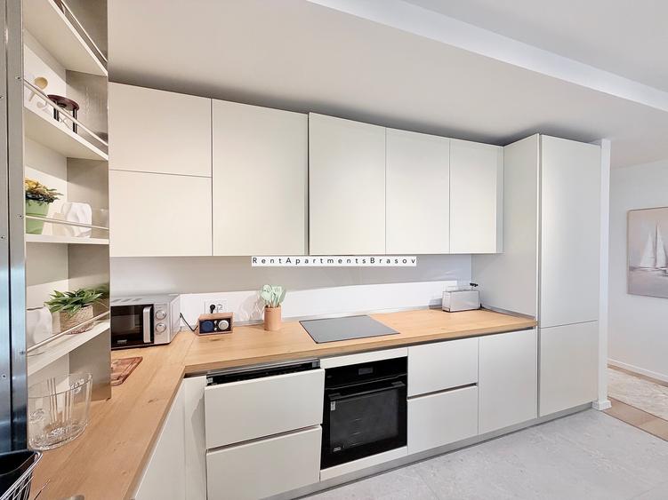 Apartament cu 3 camere în Tractorul