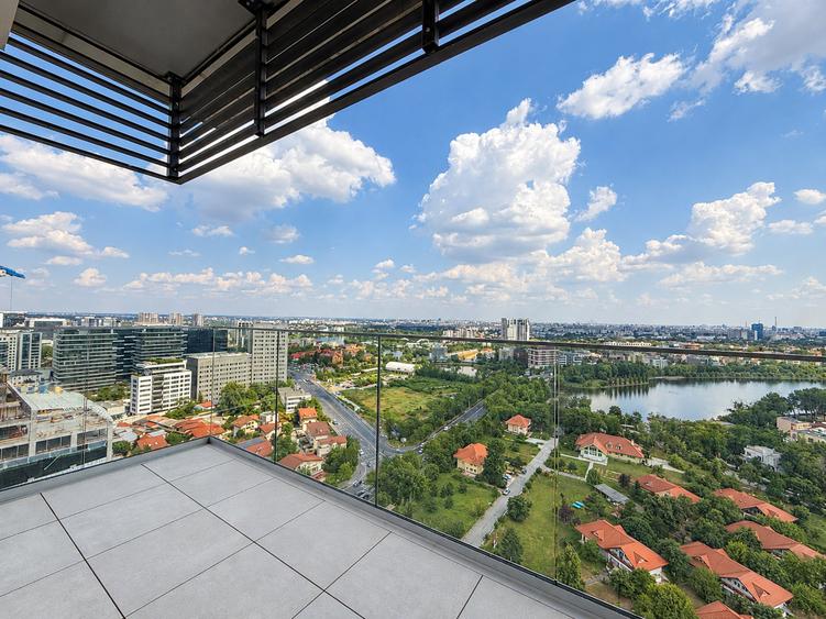 Apartament cu 3 camere decomandat în Floreasca