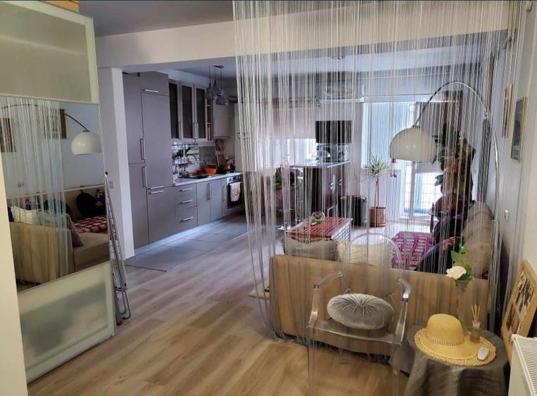 Apartament cu 2 camere semidecomandat în Prelungirea Ghencea