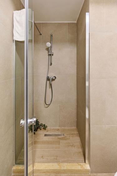 Apartament cu 2 camere decomandat în Mamaia-Sat