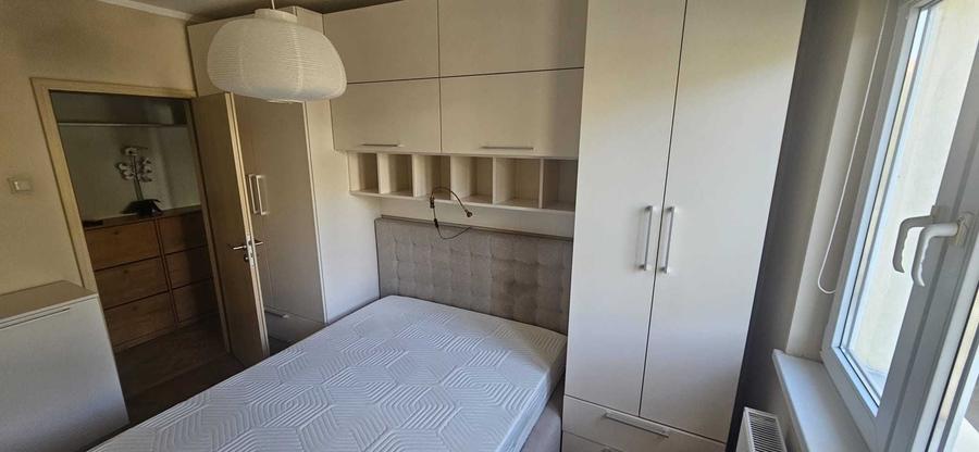 Apartament cu 3 camere semidecomandat în Olimpia-Stadion