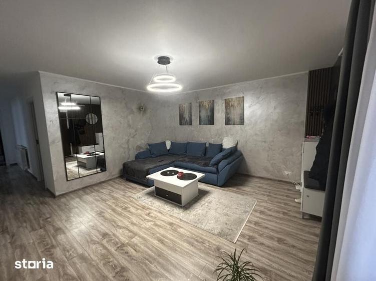 Apartament cu 4 camere în Central