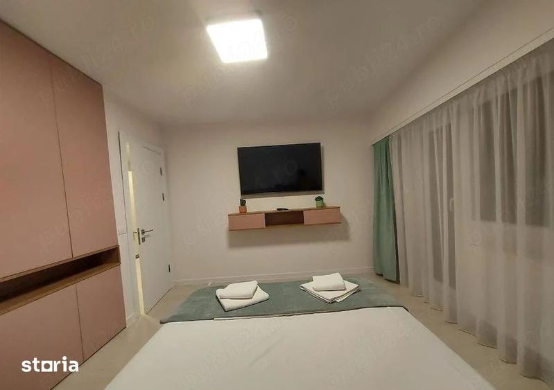 Apartament cu 2 camere decomandat, mobilat în Universitate