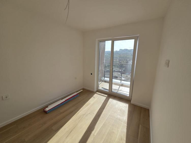 Apartament cu 3 camere semidecomandat în Mănăștur