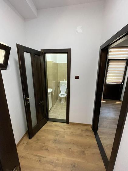 Apartament cu 2 camere semidecomandat în Cihei