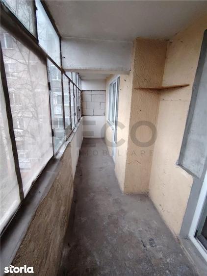 Apartament cu 3 camere decomandat în Central
