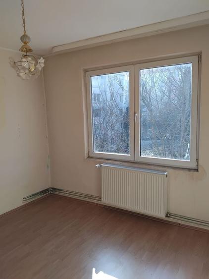 Apartament cu 2 camere decomandat în Tudor