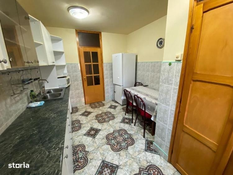 Apartament cu 4 camere decomandat în Mărăști