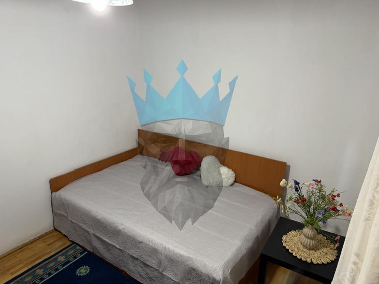 Apartament cu 3 camere decomandat, mobilat în Splaiul Unirii