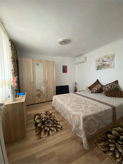 Casă cu 6 camere cu Teren 1273 Mp în Lița