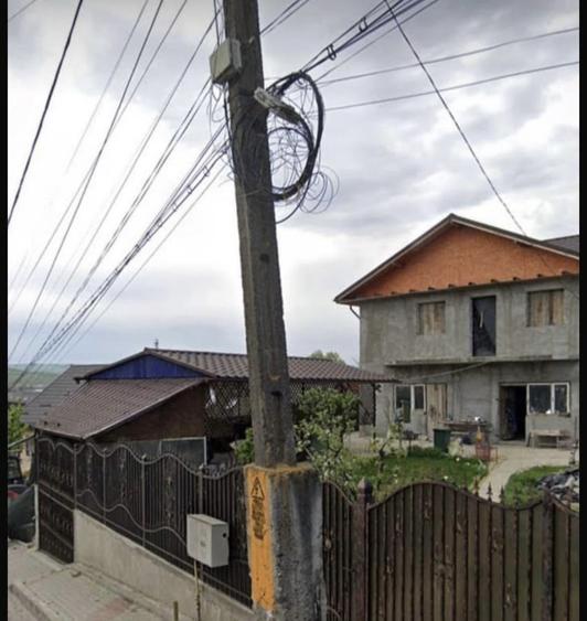 Casă cu 6 camere cu Teren 564 Mp în Central