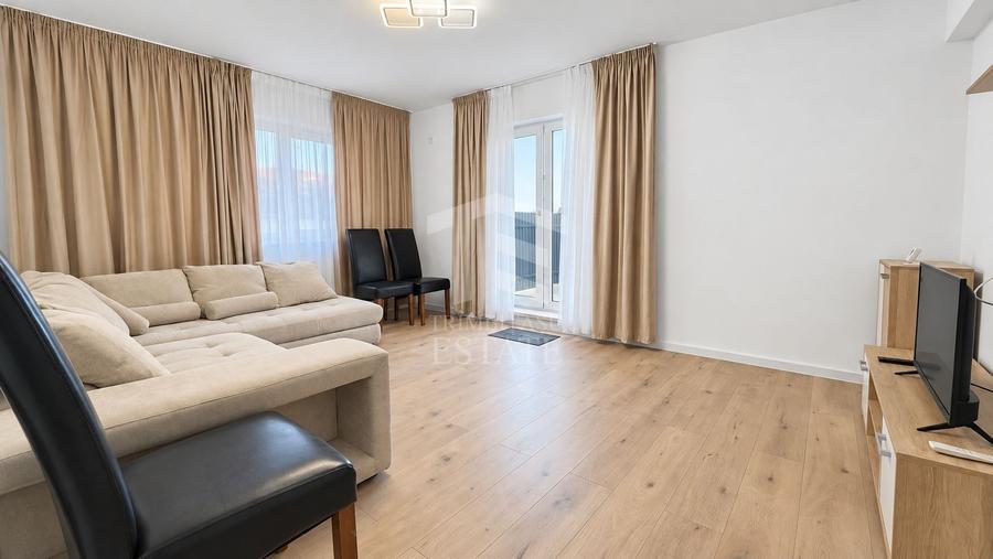 Apartament cu 2 camere decomandat, mobilat în Central