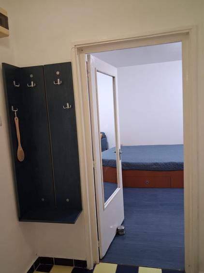 Garsonieră decomandată în Decebal