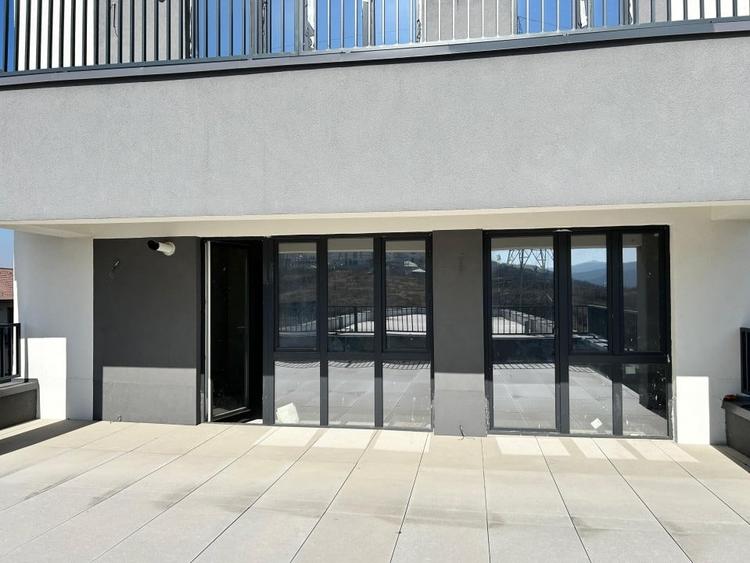Apartament cu 2 camere semidecomandat în Florești — fotografia 1