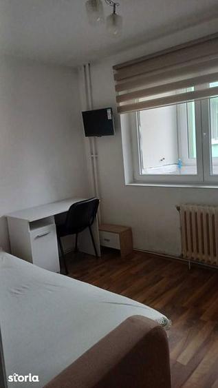 Apartament cu 3 camere decomandat, mobilat în Mărăști