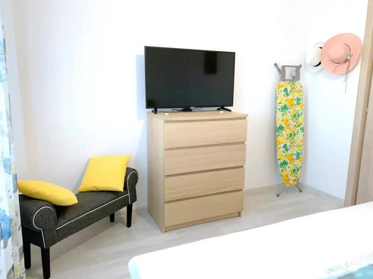 Apartament cu 2 camere decomandat în Central