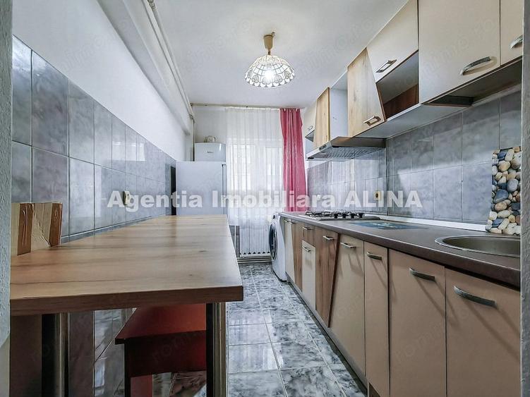 Garsonieră decomandată în Micro 15
