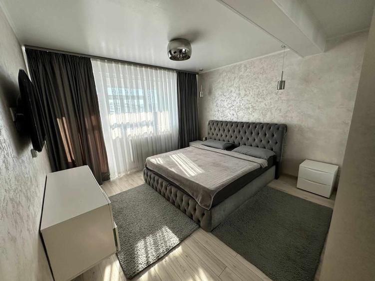 Apartament cu 3 camere decomandat în Bucium