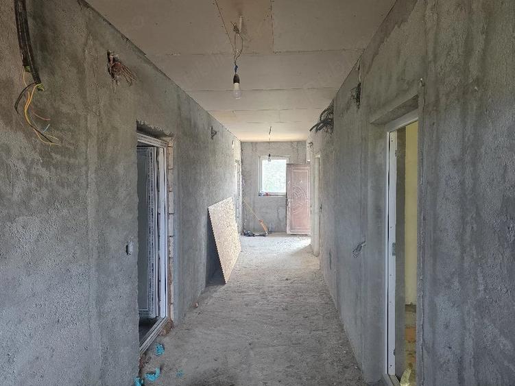 Casă cu Teren 1300 Mp în Sudiți