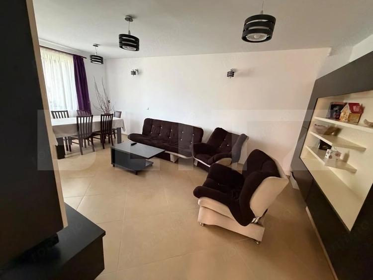 Casă cu 6 camere cu Teren 1800 Mp în Mintia