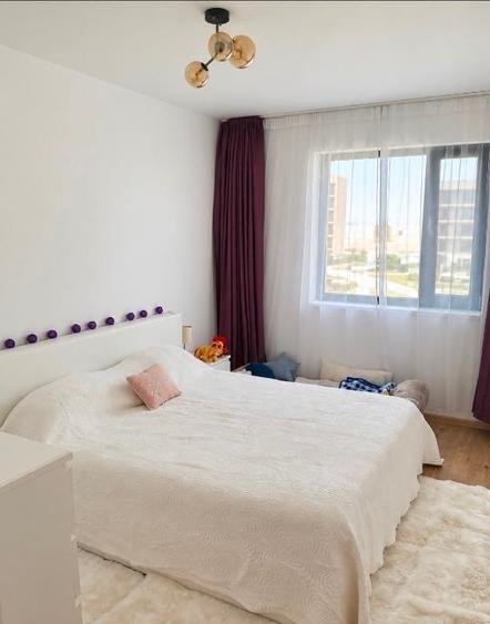 Apartament cu 3 camere, mobilat în Băneasa