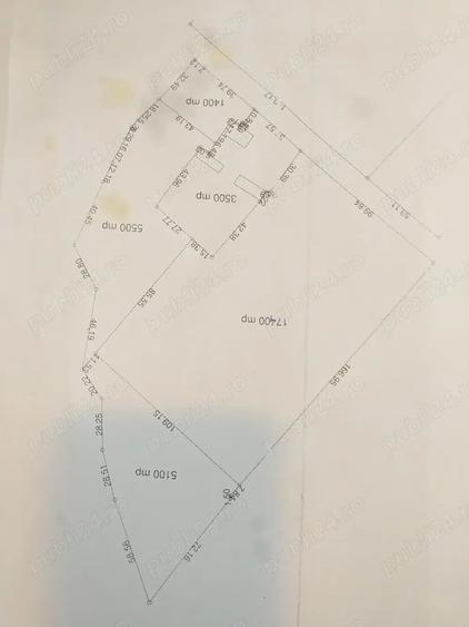Teren de 35500 mp, în Zamostea